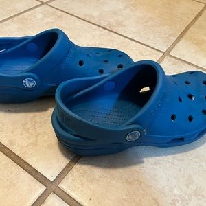 CROCS size 1
